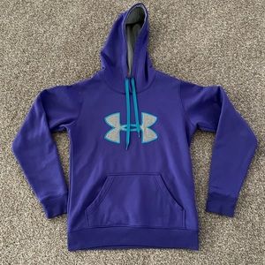 Under armour sweatshirt